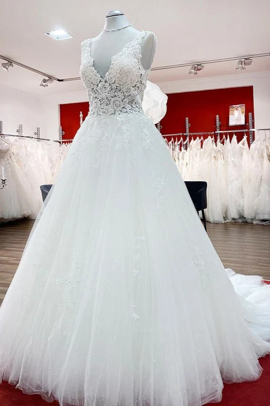 Robe de mariée trapèze longue en tulle et dentelle blanche à volants, accrocheuse pour la mariée