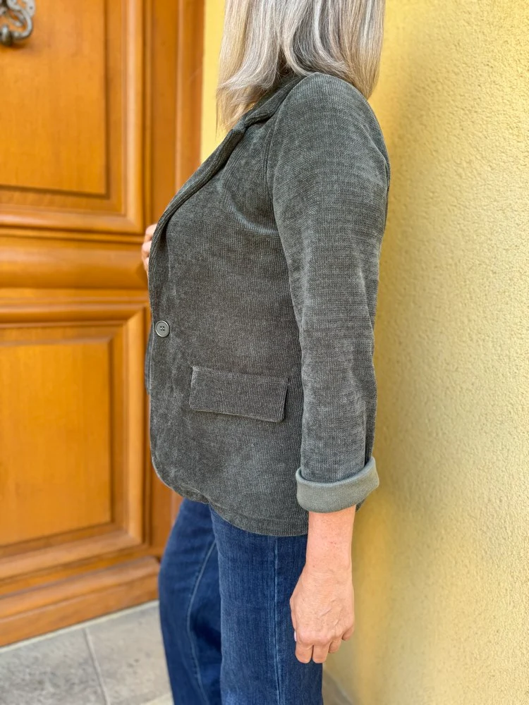 Veste tailleur en velours Sandra kaki