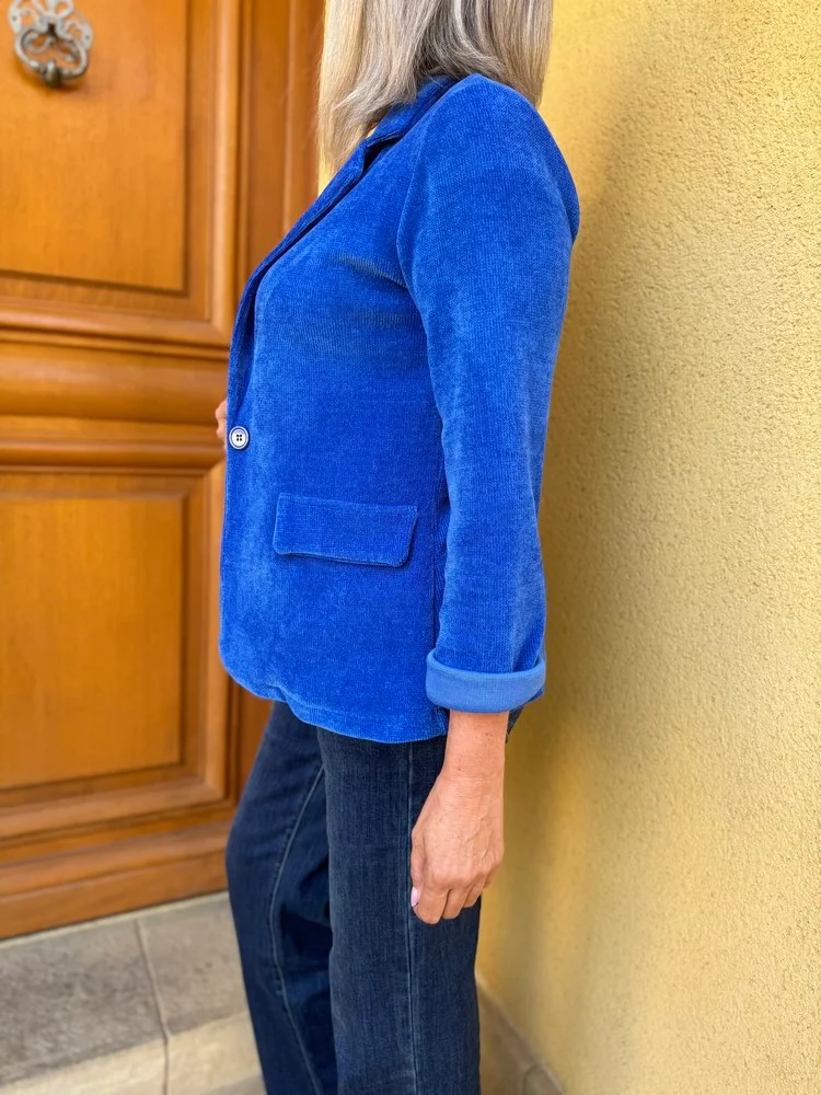 Veste tailleur en velours Sandra bleu roi