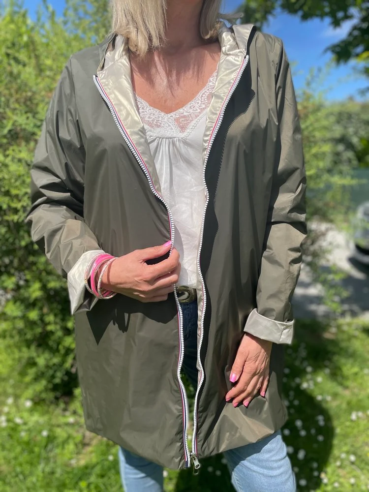 Veste imperméable Laura réversible longue kaki et doré