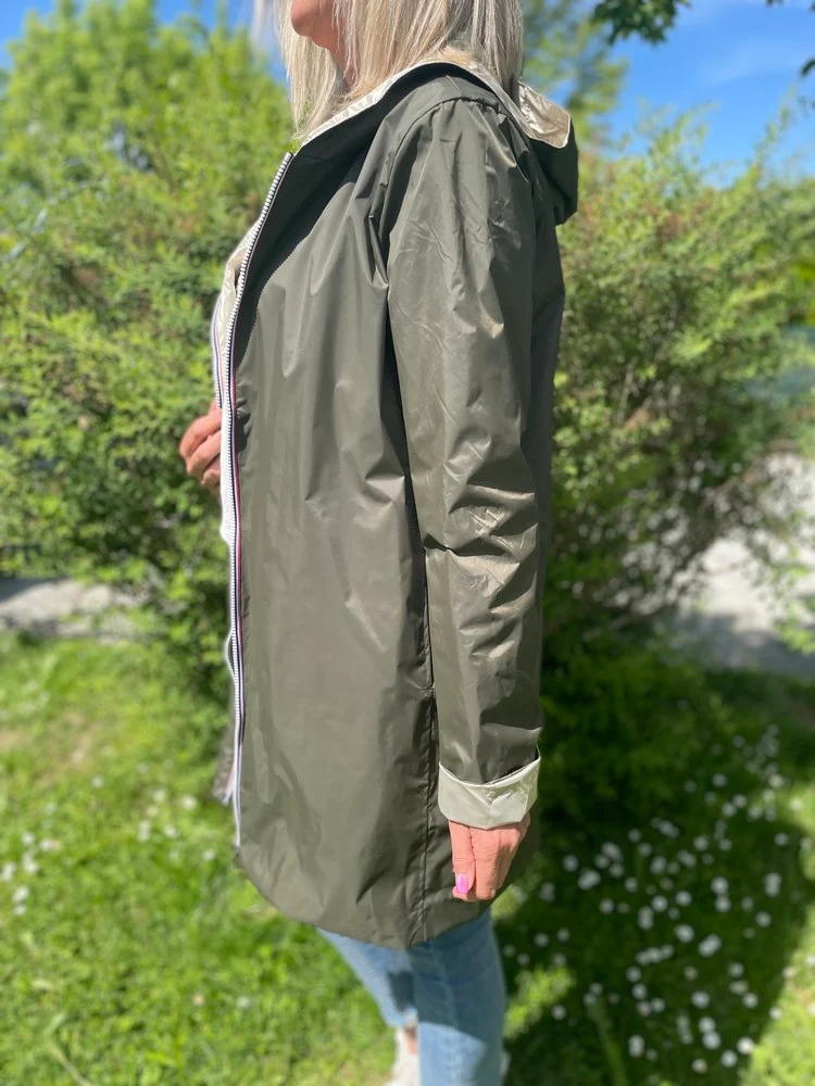 Veste imperméable Laura réversible longue kaki et doré