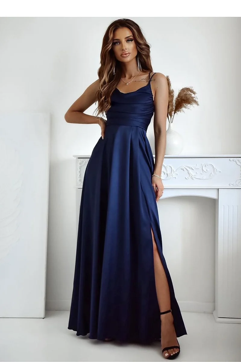 Robe de soirée longue fendue chic