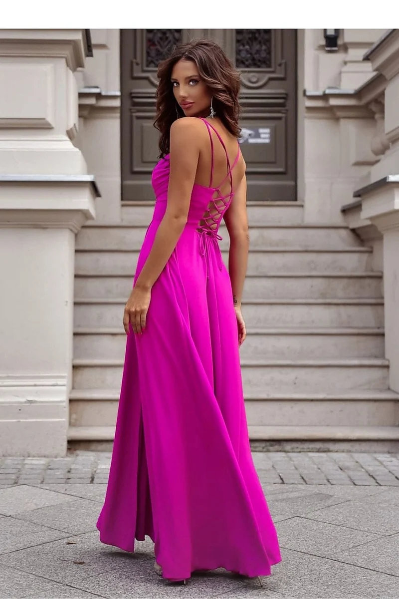 Robe de soirée longue fendue chic