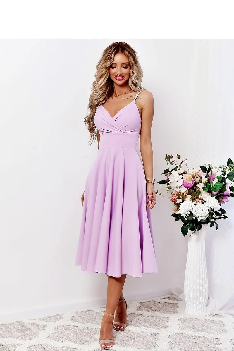 Robe de cocktail midi chic évasée