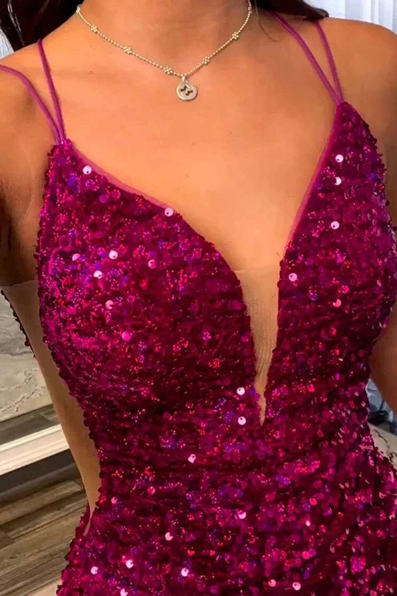 Robe de soirée fuchsia à paillettes : bretelles spaghetti, dos nu, courte, scintillante, pour soirée