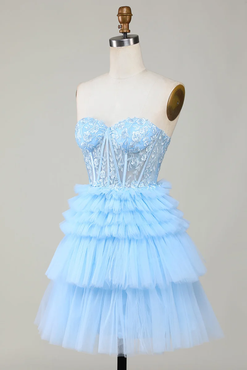 Robe de soirée corset à décolleté en cœur : coupe trapèze, volants, sans bretelles, mini-robe de soirée