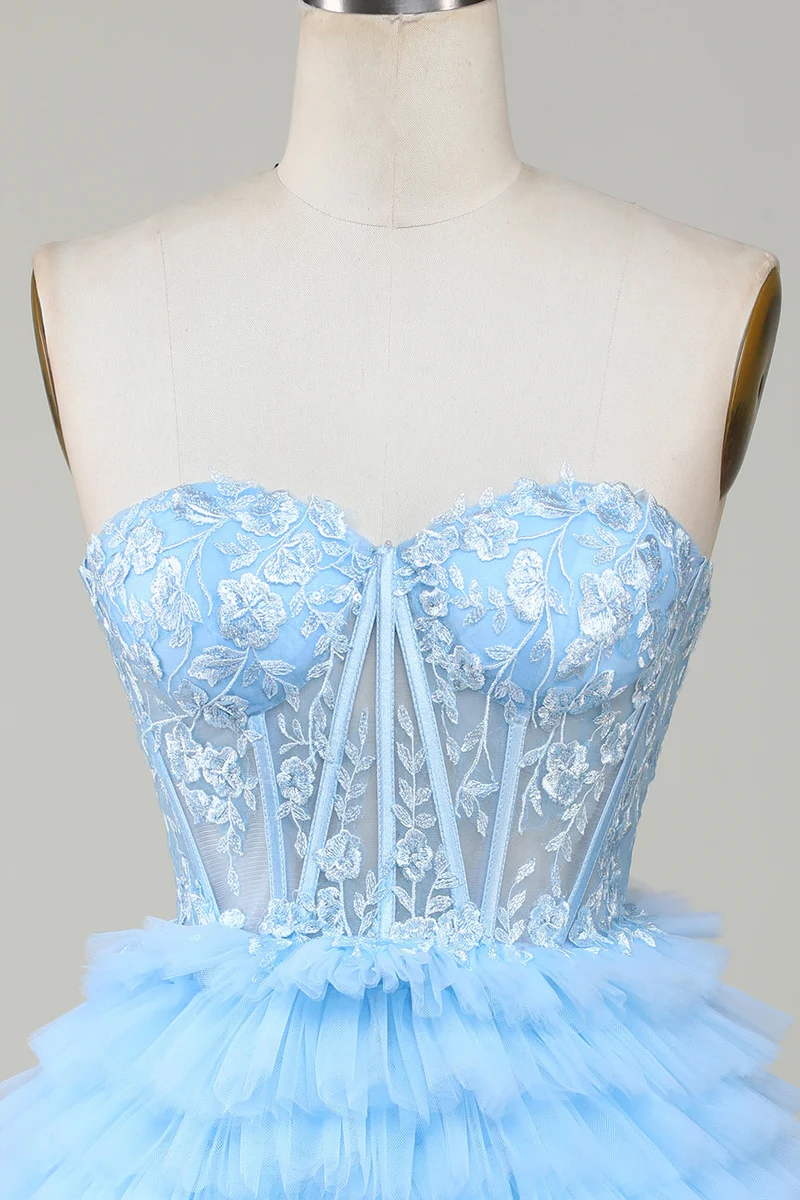 Robe de soirée corset à décolleté en cœur : coupe trapèze, volants, sans bretelles, mini-robe de soirée