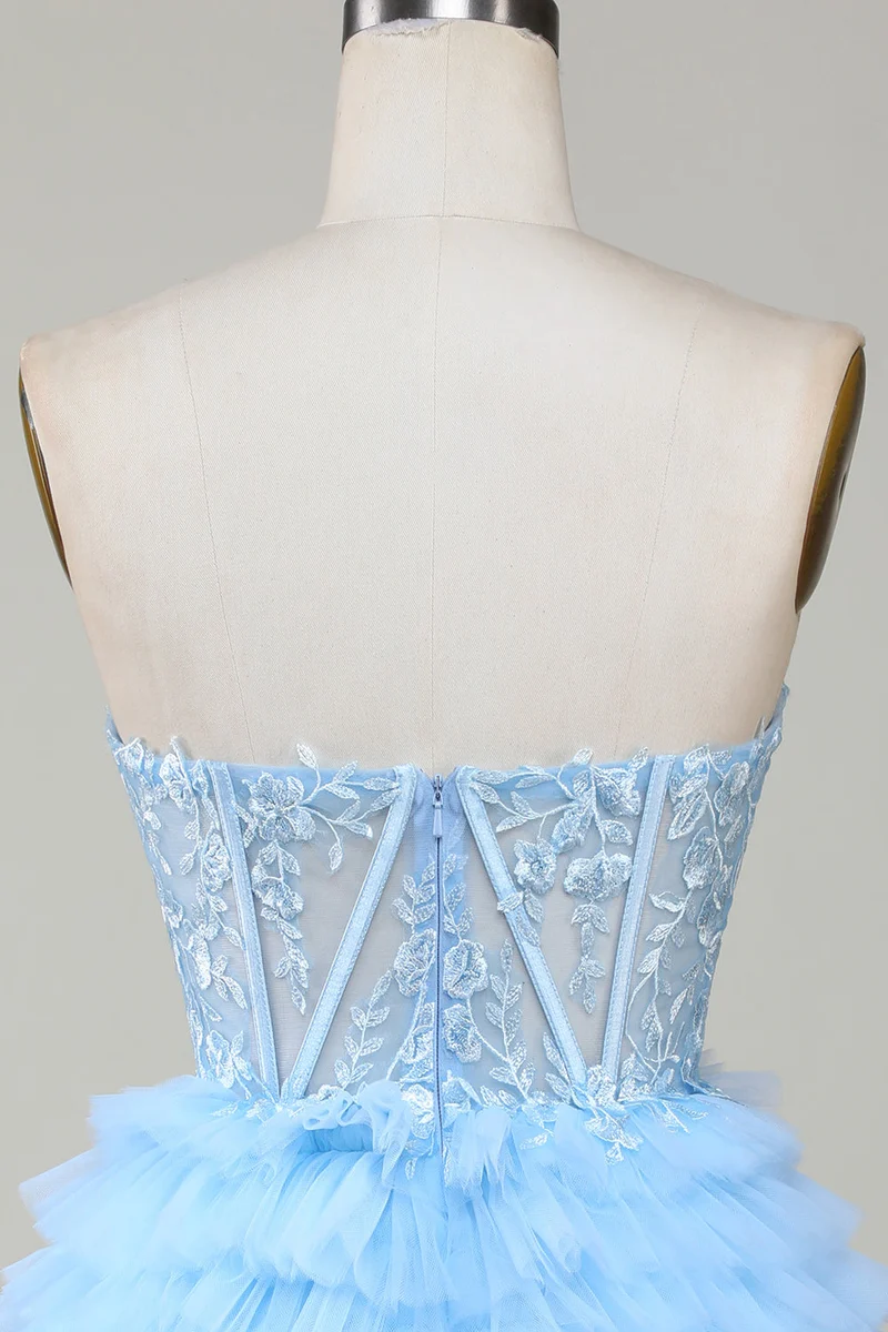 Robe de soirée corset à décolleté en cœur : coupe trapèze, volants, sans bretelles, mini-robe de soirée