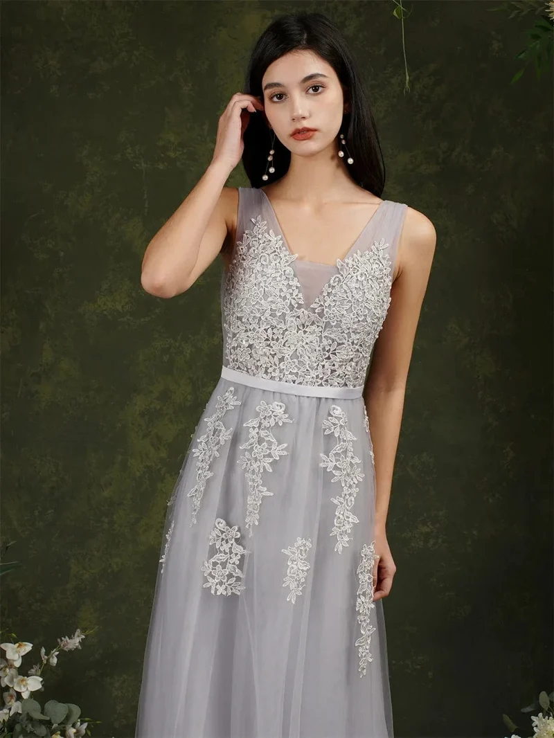 Robe en tulle longue avec appliqués