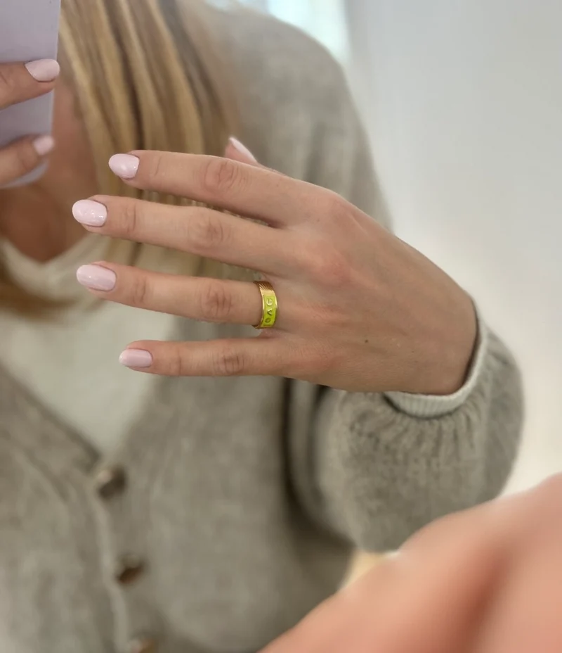 Bague Love jaune
