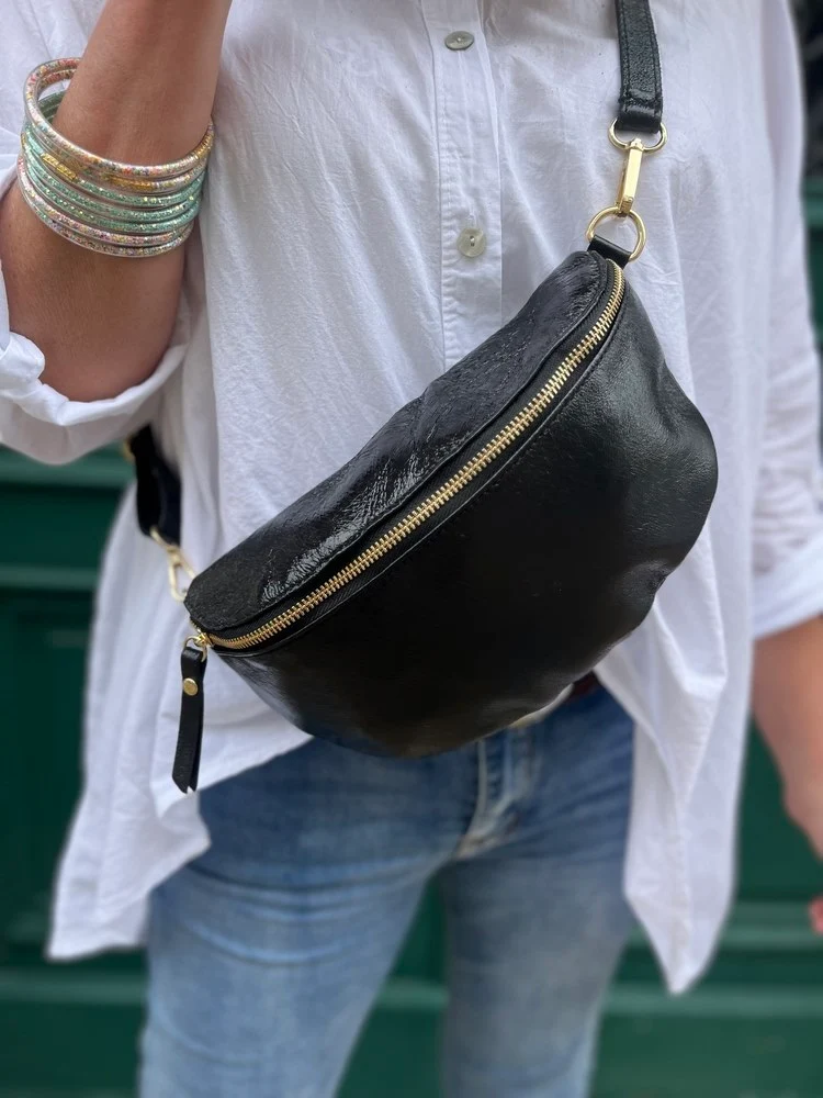 Banane Tosca M/L en cuir noir