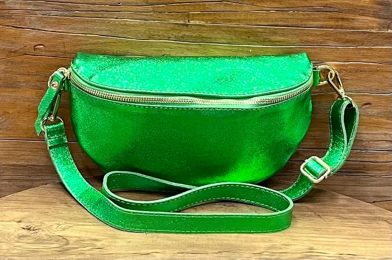 Banane Tosca M/L en cuir vert brésil