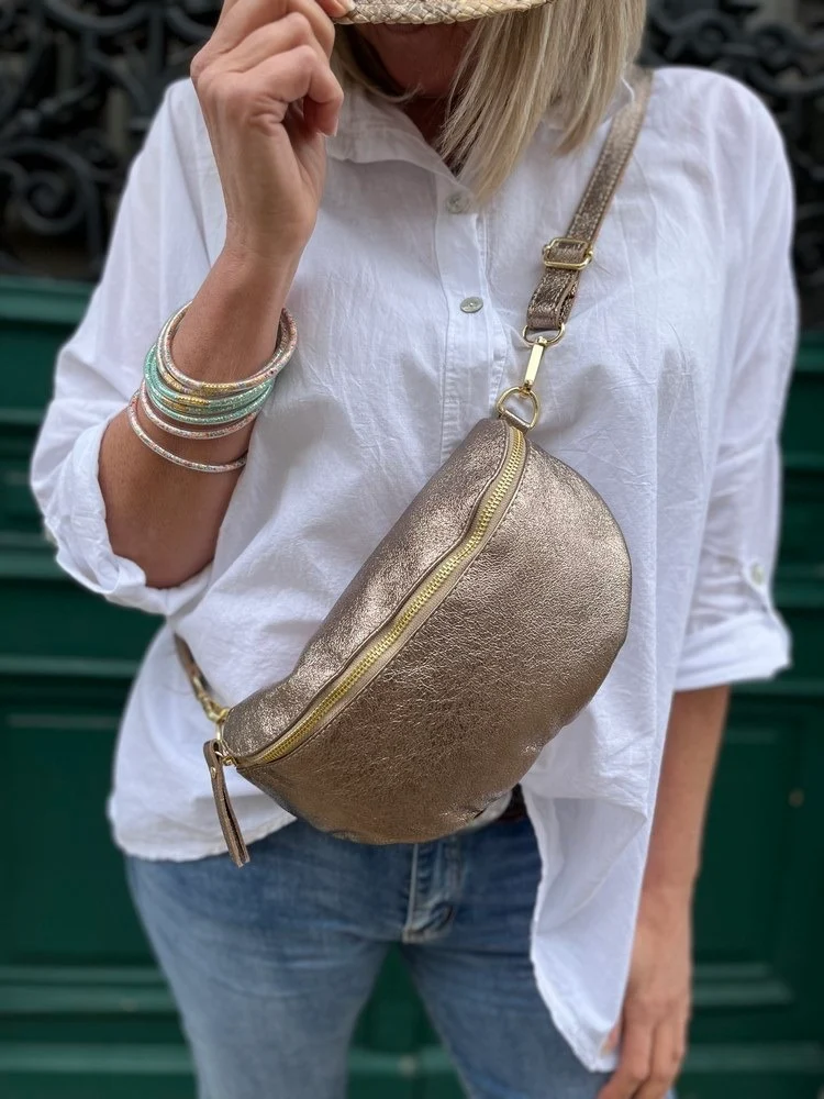 Banane Tosca M/L en cuir taupe