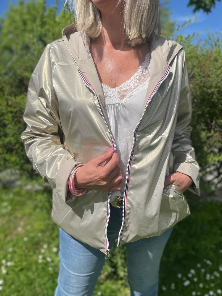 Veste imperméable Laura réversible courte beige et doré