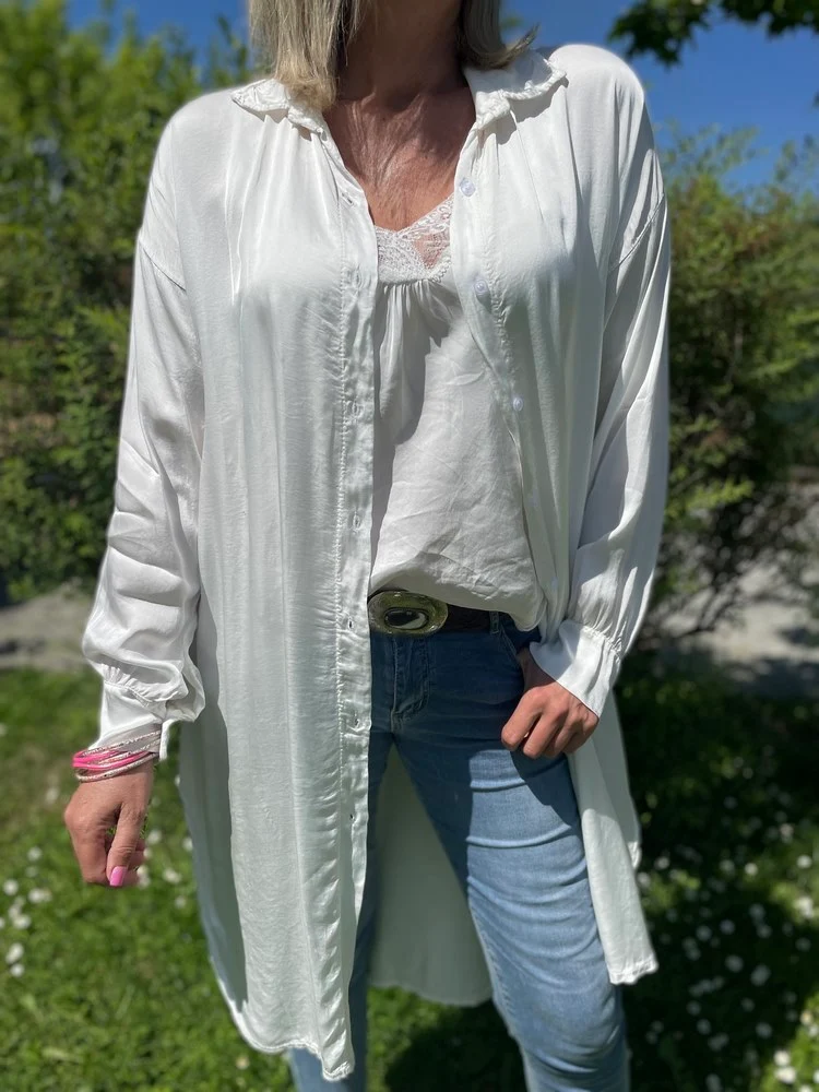 Chemise satinée Léna ivoire