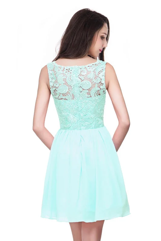 Robe de soirée élégante sans manches en mousseline de soie avec mini-robe de soirée en dentelle florale