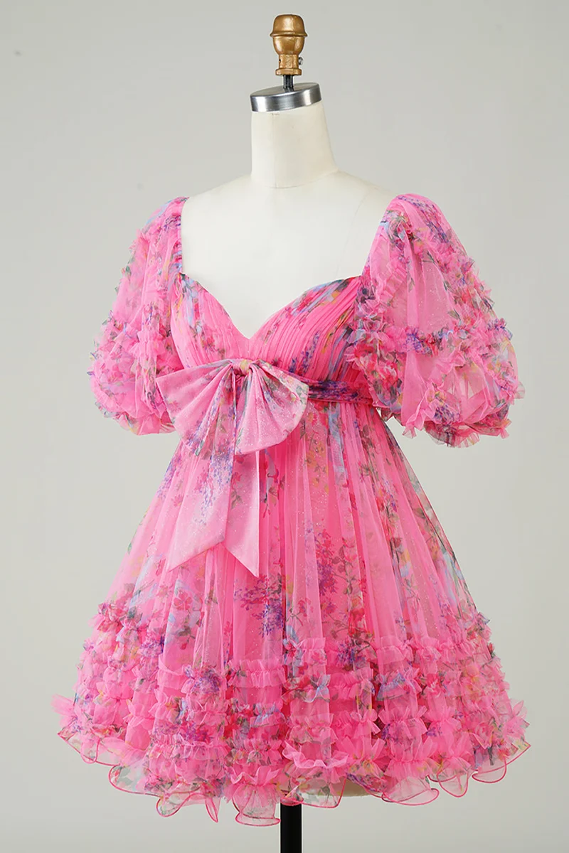 Robe de soirée courte en tulle à imprimé floral ivoire, coupe trapèze, manches bouffantes
