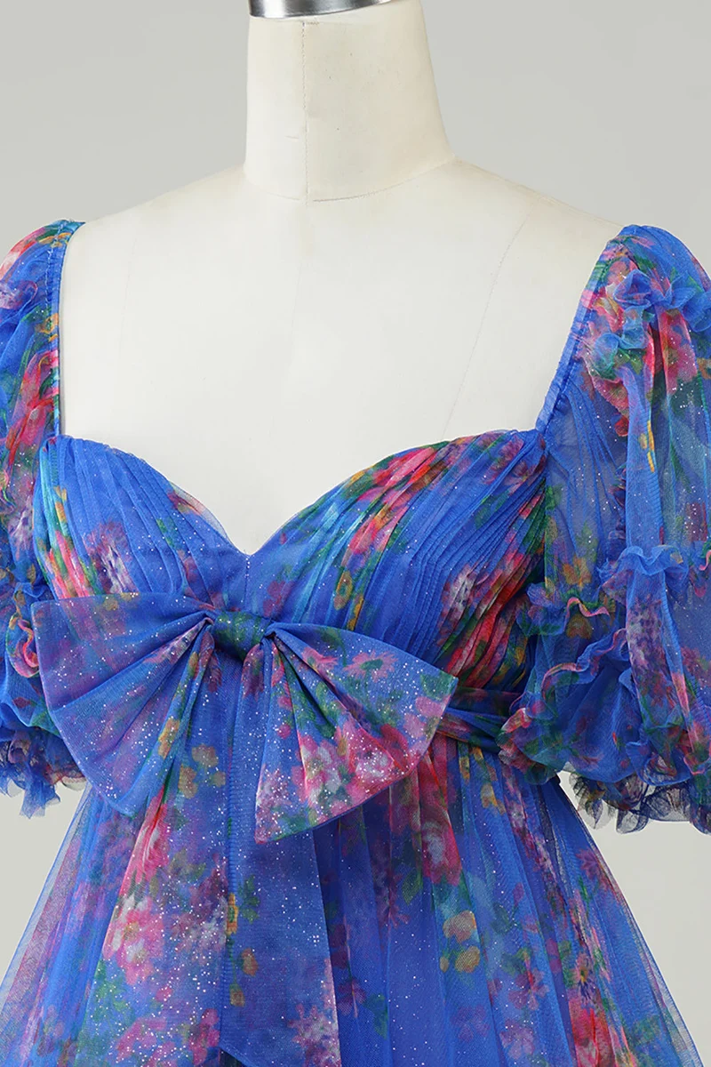 Robe de soirée courte en tulle à imprimé floral ivoire, coupe trapèze, manches bouffantes