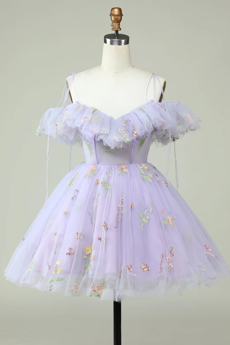 Robe de soirée lavande à épaules dénudées et volants - Élégante et charmante