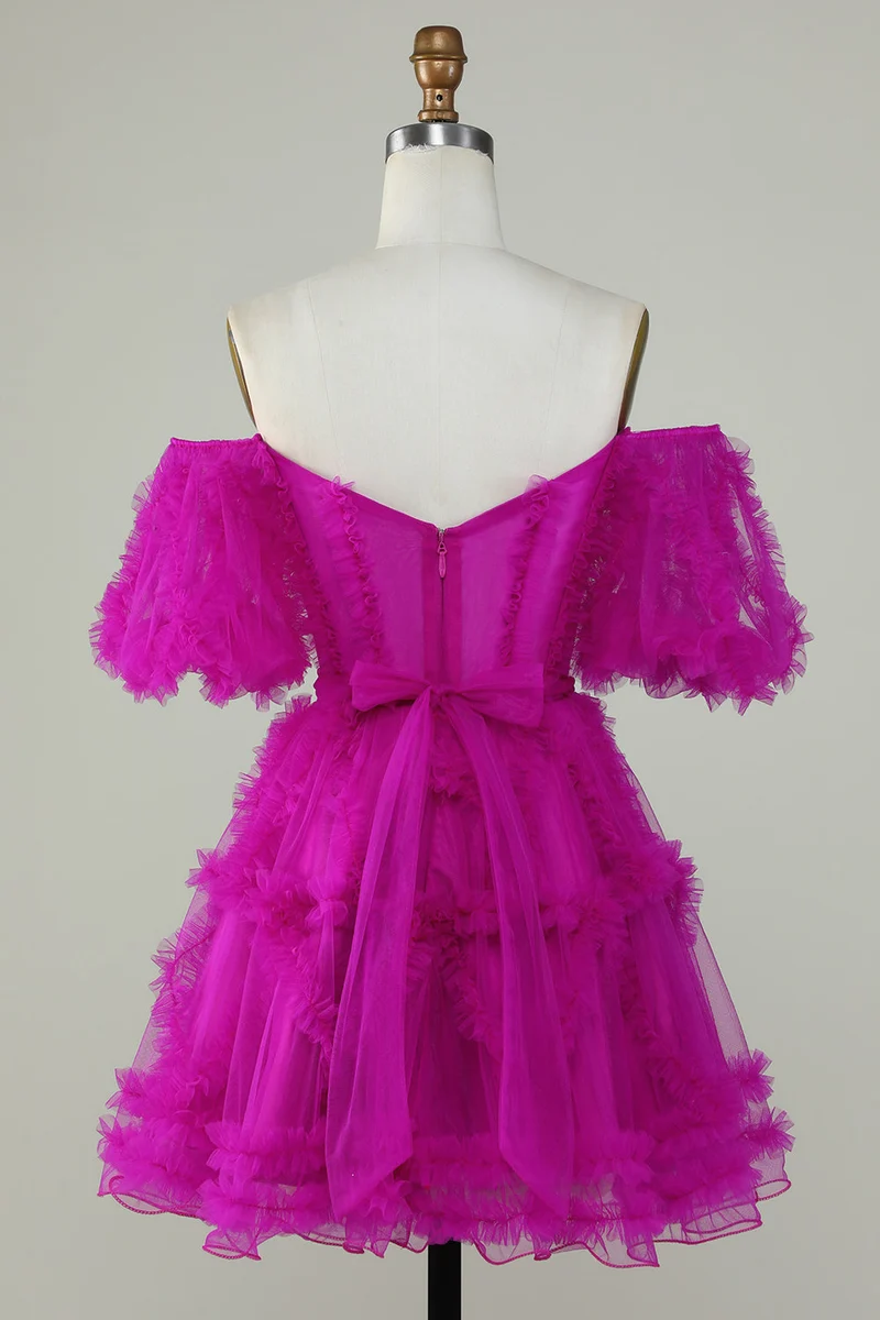 Charmante robe de soirée fuchsia à épaules dénudées et décolleté en cœur