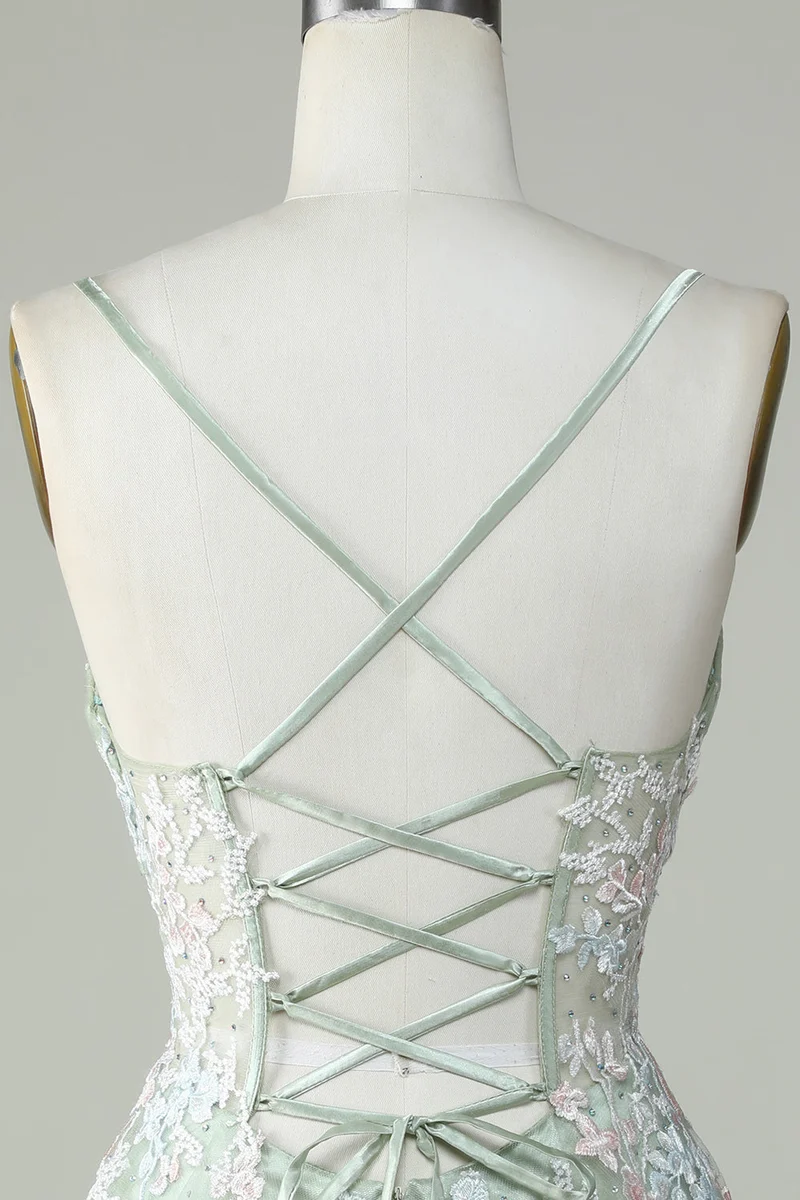 Robe de soirée à bretelles spaghetti Dusty Sage avec dos croisé