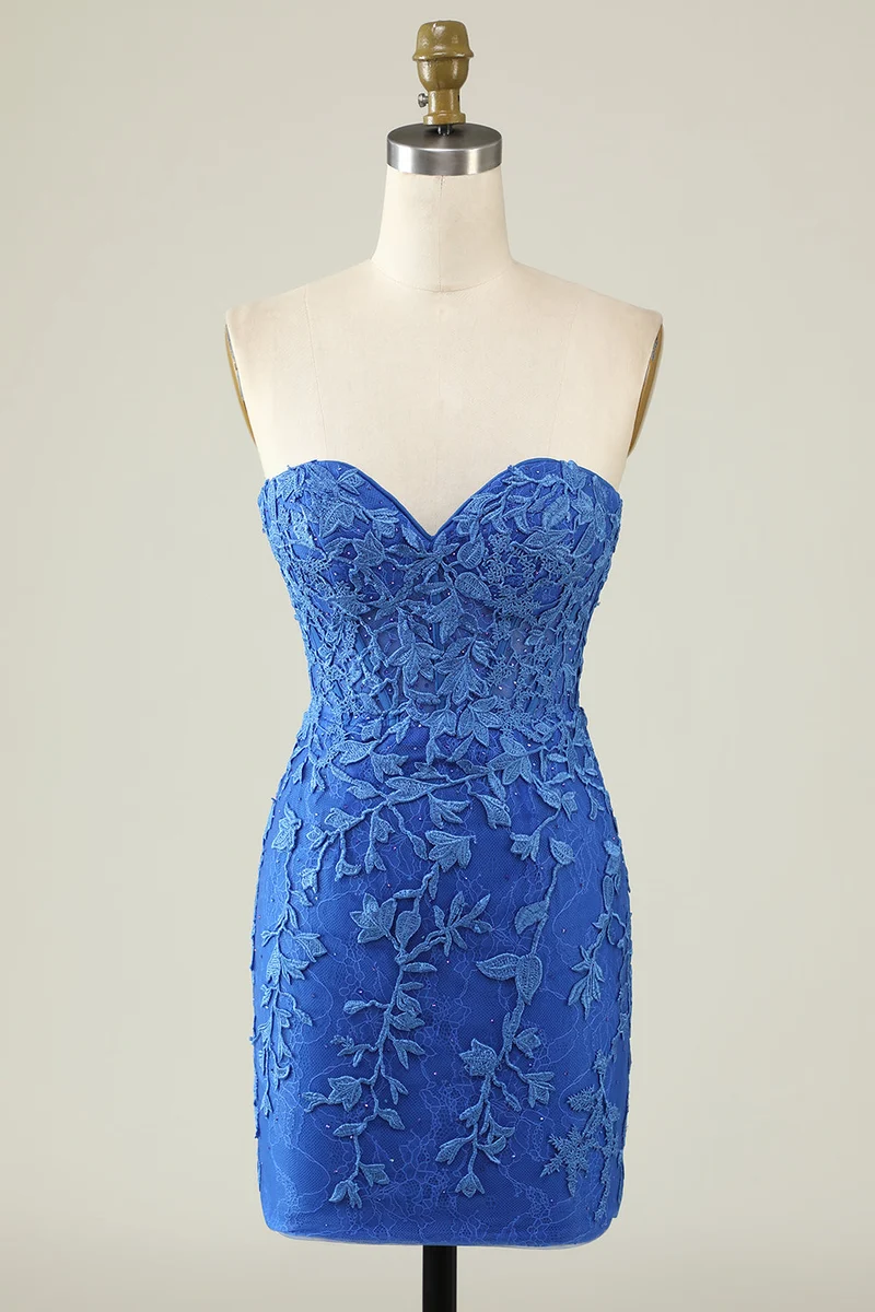 Robe de soirée bleu roi à décolleté en cœur et appliques - Mini-robe moulante
