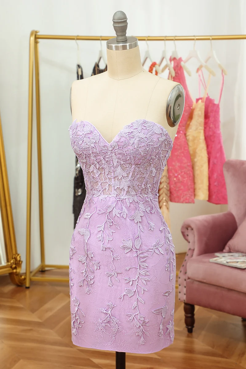 Robe de soirée bleu roi à décolleté en cœur et appliques - Mini-robe moulante