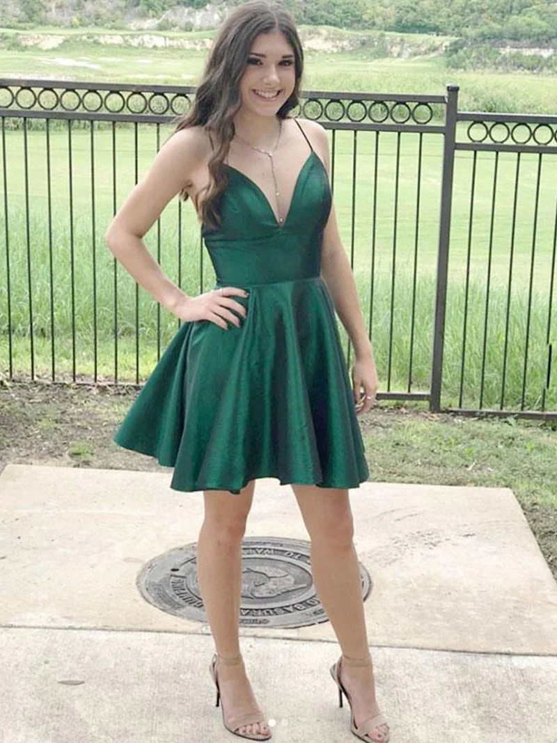 Robe de bal courte verte à col en V, élégante et intemporelle