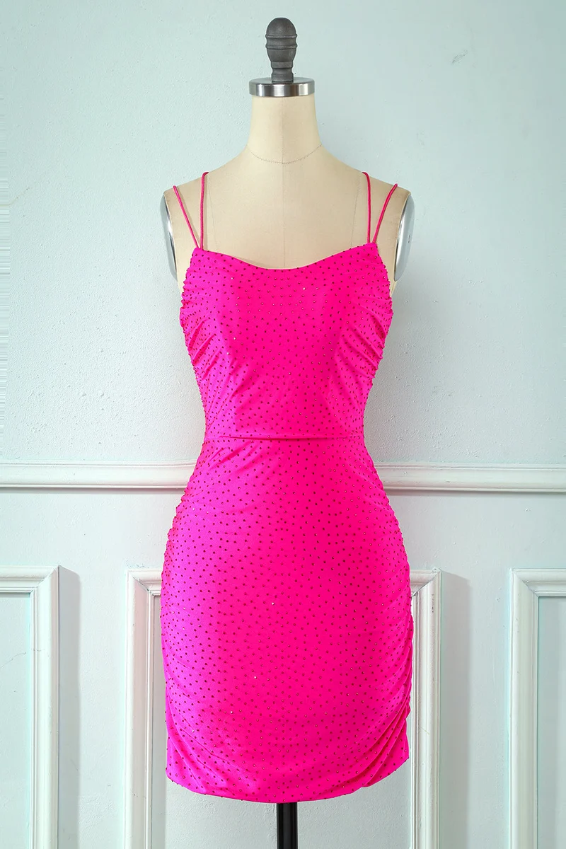 Robe de soirée moulante à lacets rose : élégante, ajustée et flatteuse