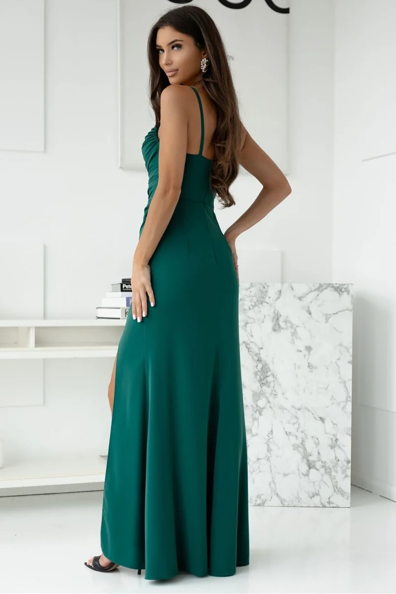 Robe de soirée longue fendue élégante