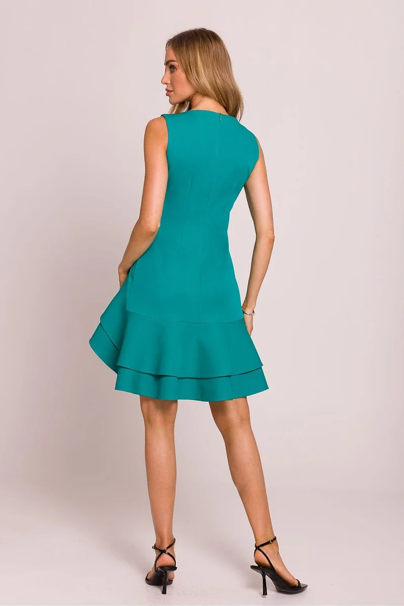 Robe courte asymétrique sans manches