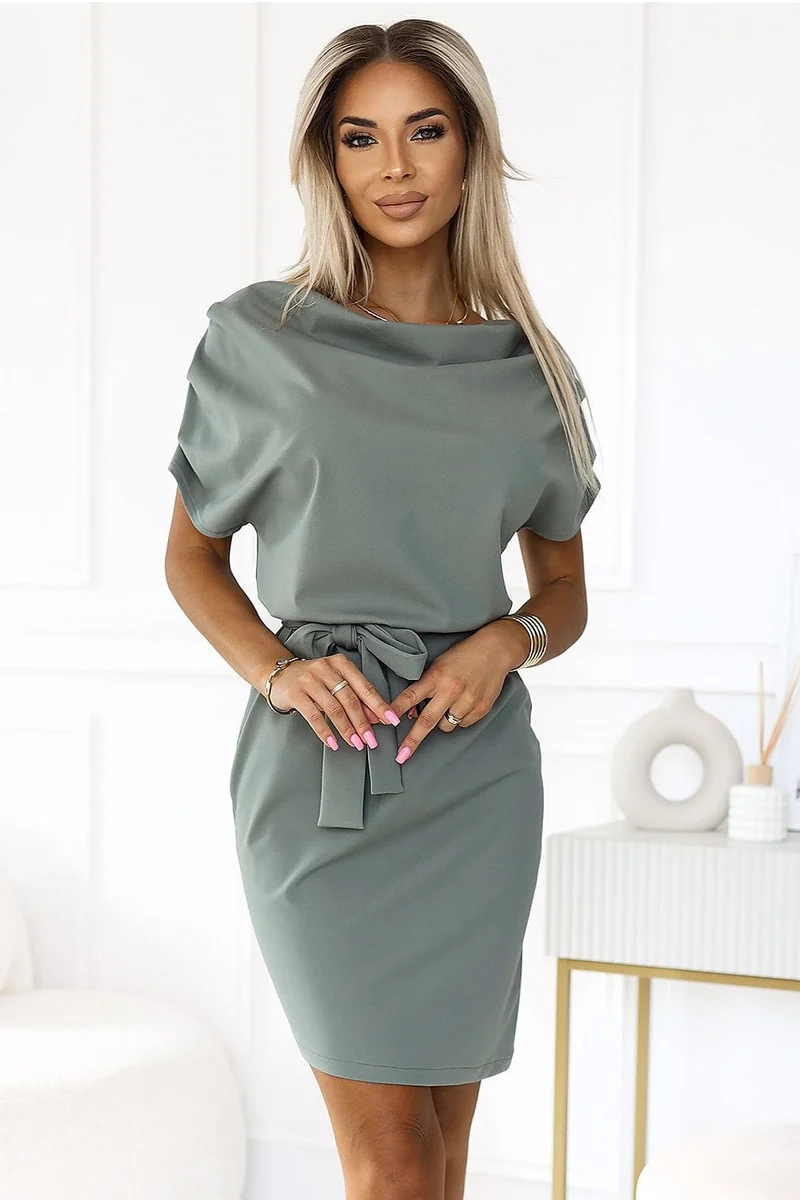 Robe casual vert olive pour l'été