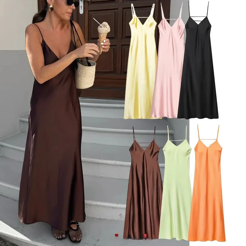 Longue robe à bretelles en satin marron dos nu