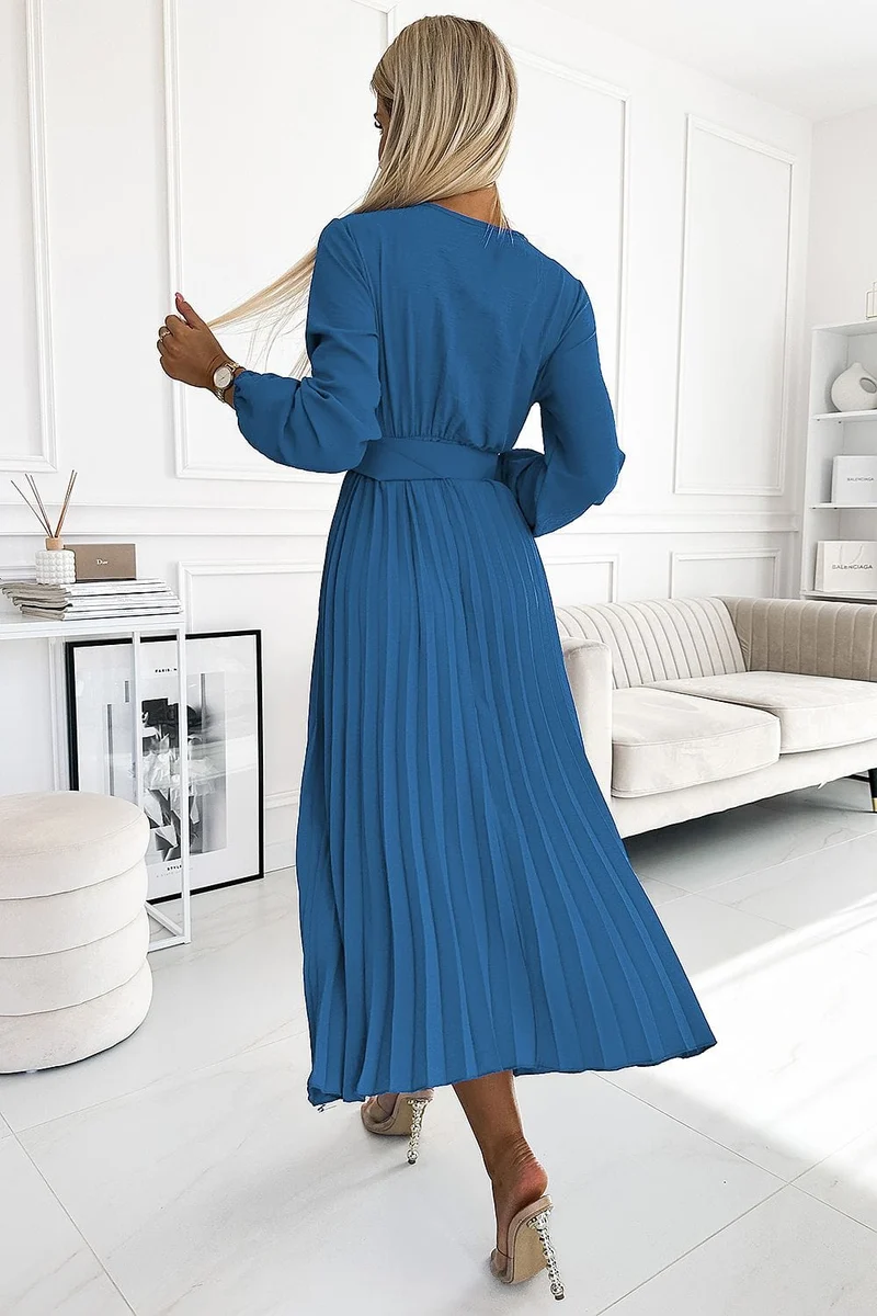 Robe longue plissée fluide manches longues