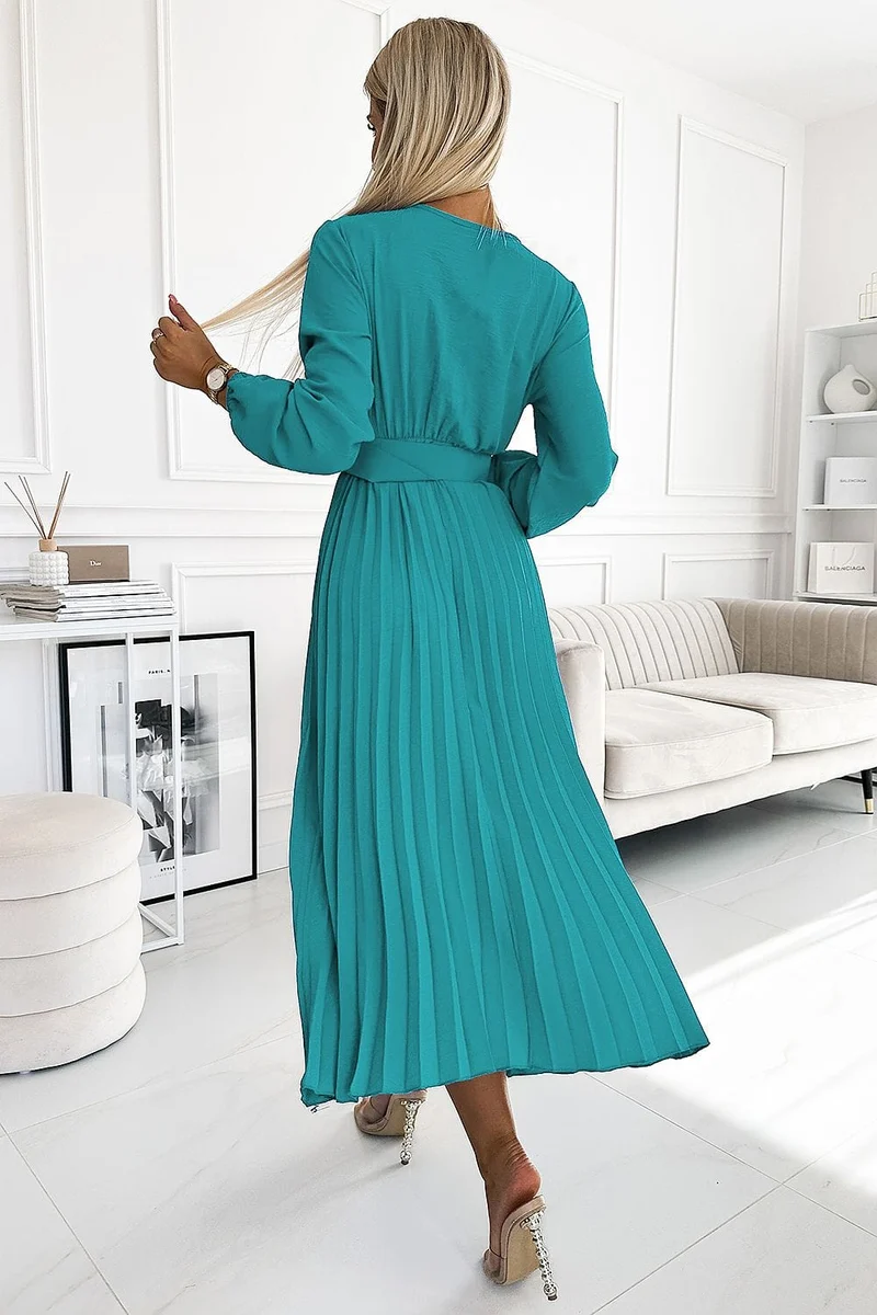 Robe longue plissée fluide manches longues