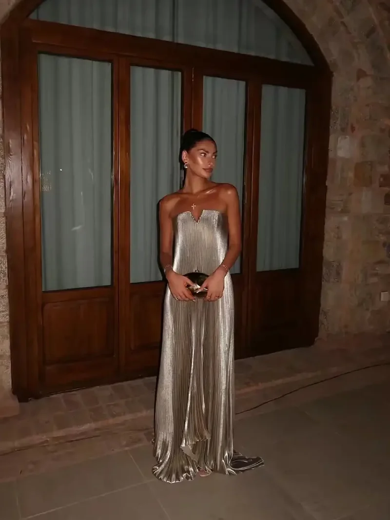 Robe de cocktail bustier dorée plissée