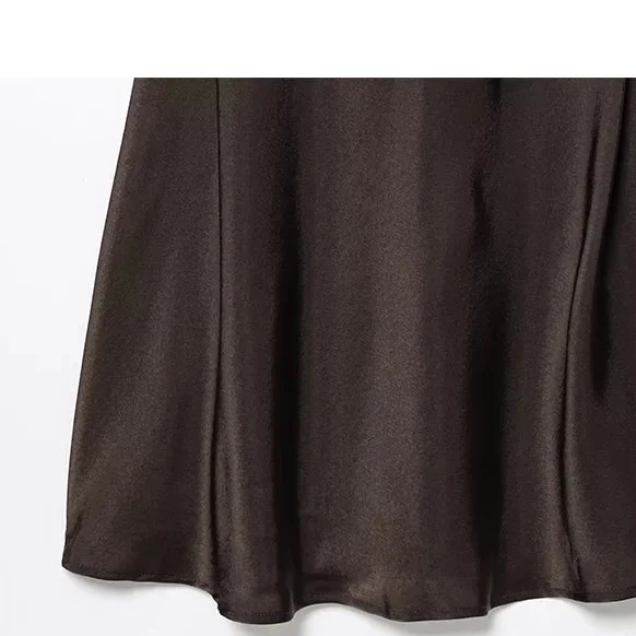 Robe longue marron satin pour femme au dos nu