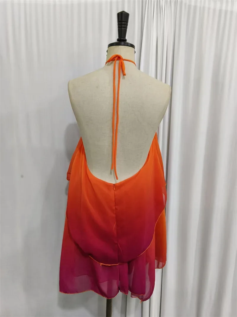 Robe courte chic rose dégradé à volants