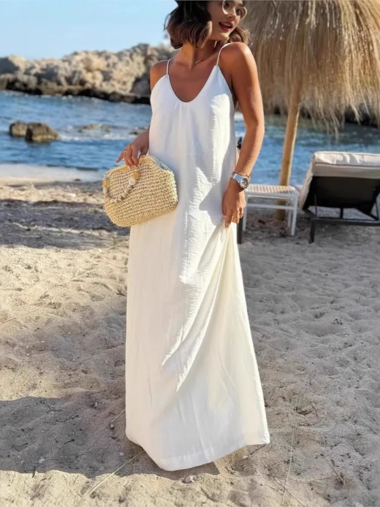 Robe longue à bretelles et dos nu