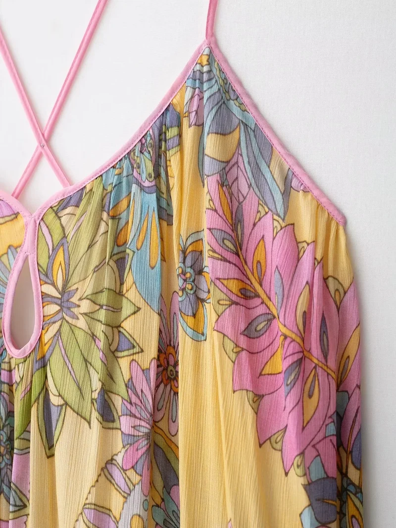 Robe d’été fluide à bretelles imprimé floral en mousseline