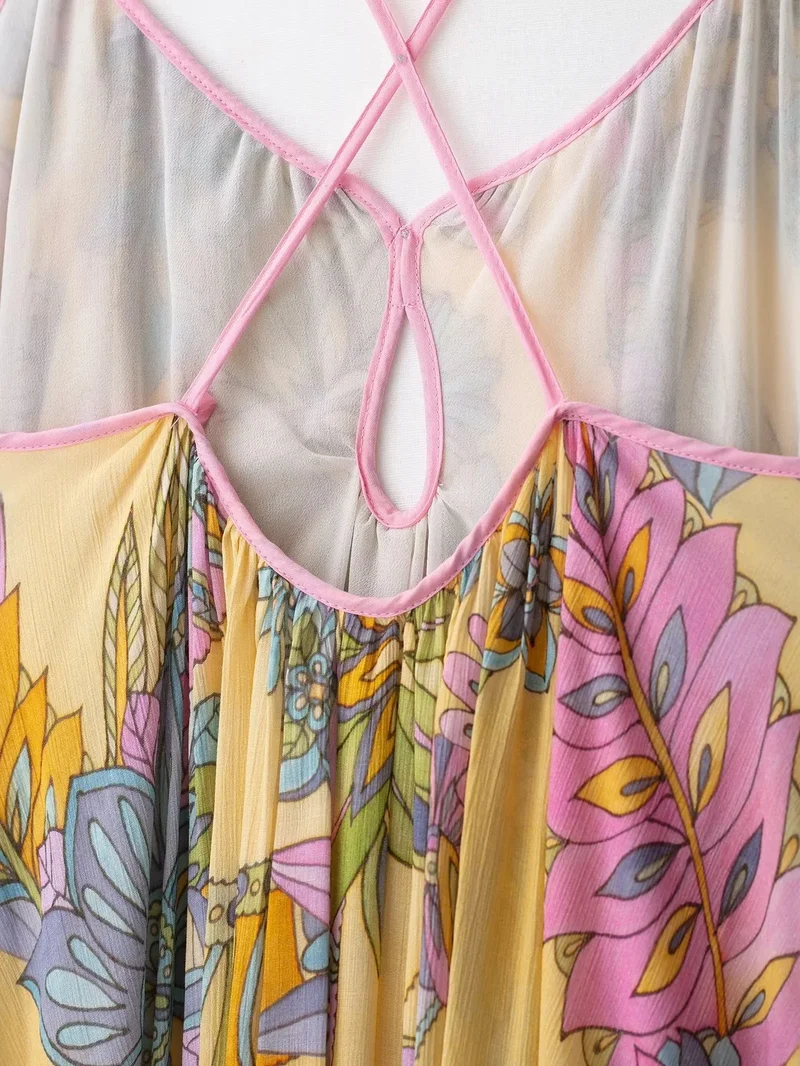 Robe d’été fluide à bretelles imprimé floral en mousseline