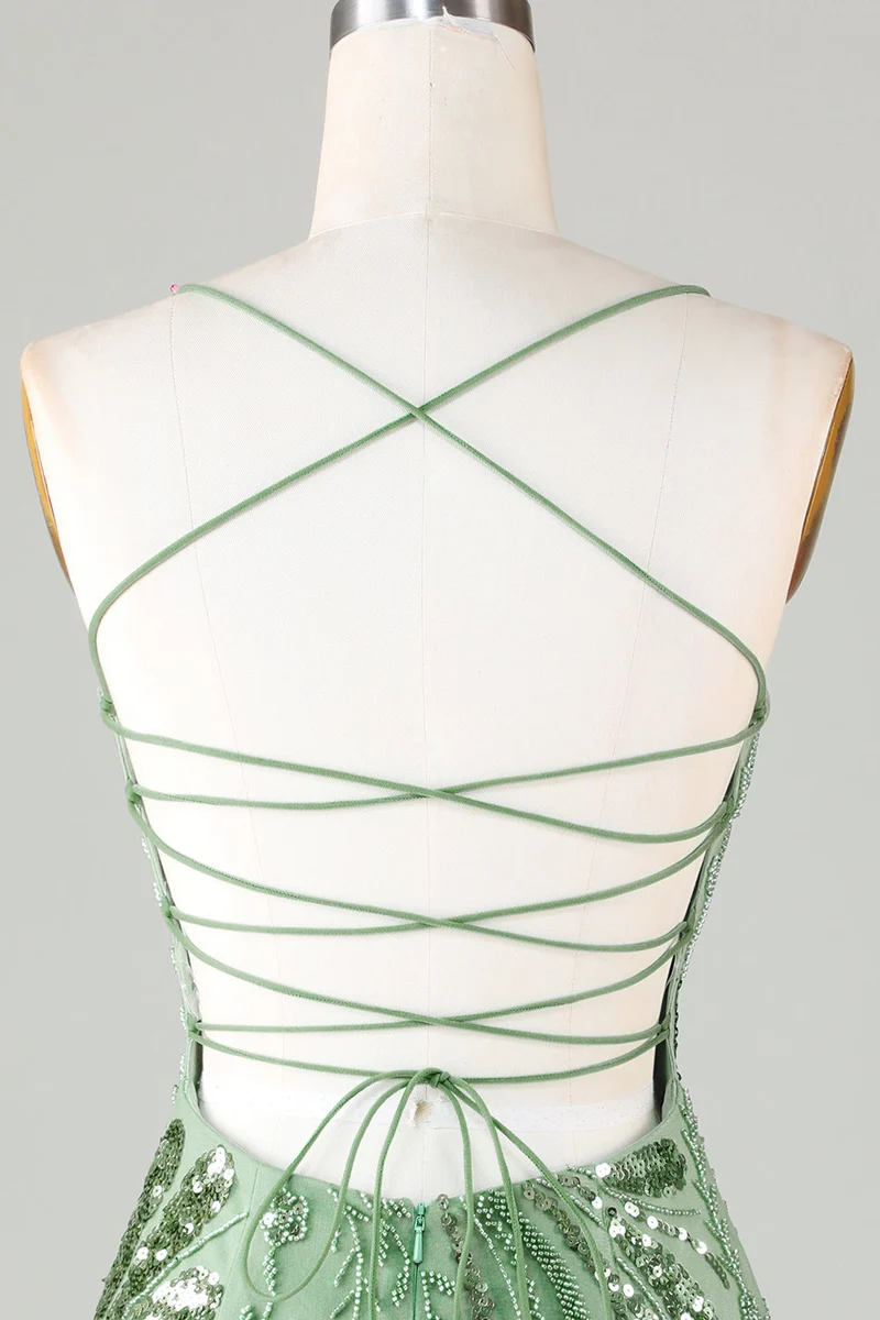 Robe fourreau verte scintillante à bretelles spaghetti et dos croisé