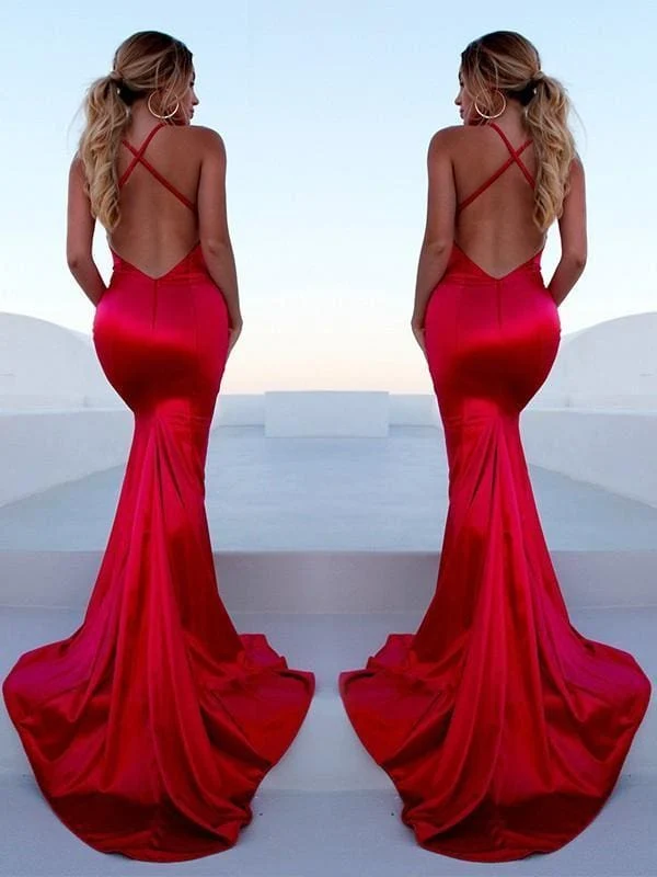 Robe de bal sirène élégante sans manches en satin avec volants et traîne