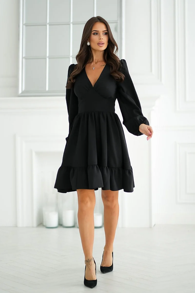 Robe courte évasée manches longues