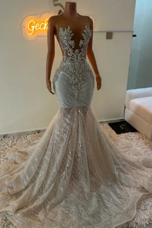 Robe de bal sirène scintillante à col en V et strass pour des soirées élégantes