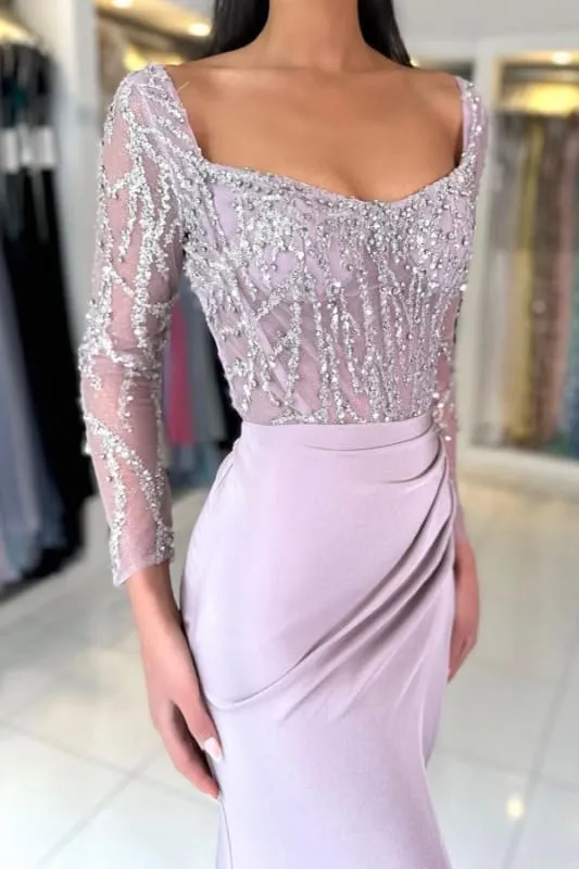 Charmante robe de bal à manches longues en satin froncé et col rond ornée de perles