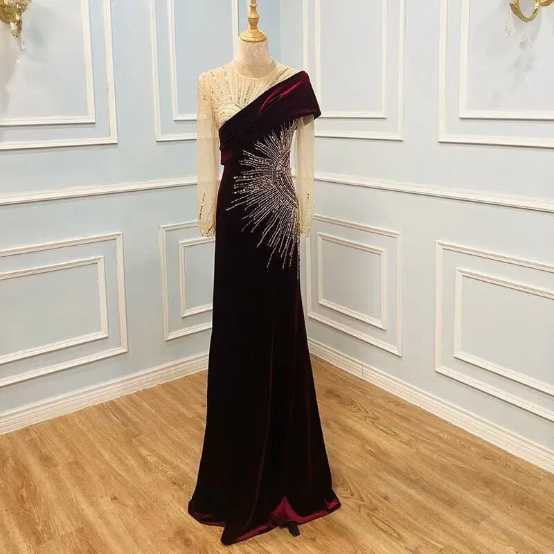 Robe de bal élégante à une épaule avec appliques de raisin et ornements de perles à paillettes
