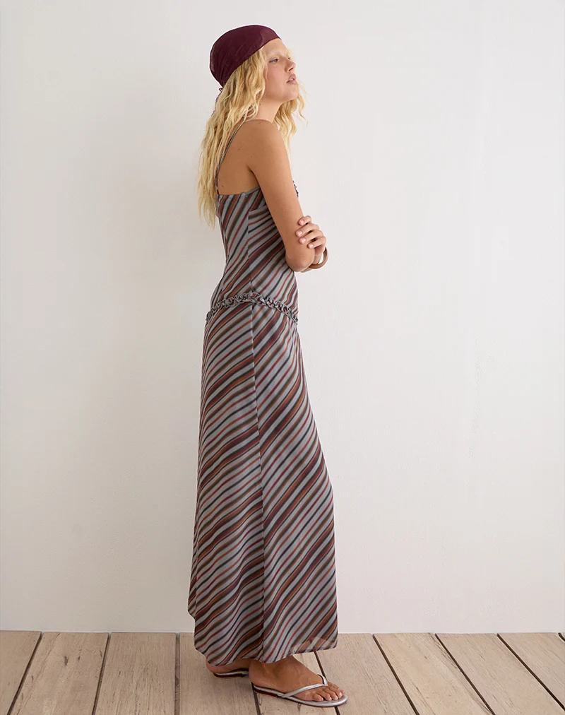 Robe longue Angie en mousseline à rayures diagonales grises et bordeaux