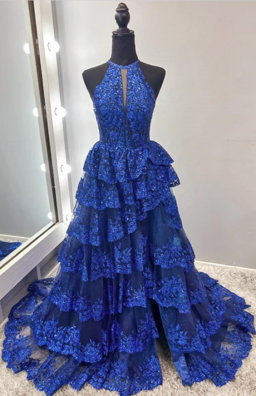 Robe de bal élégante en tulle à sequins et col licou avec fente éblouissante sur le devant