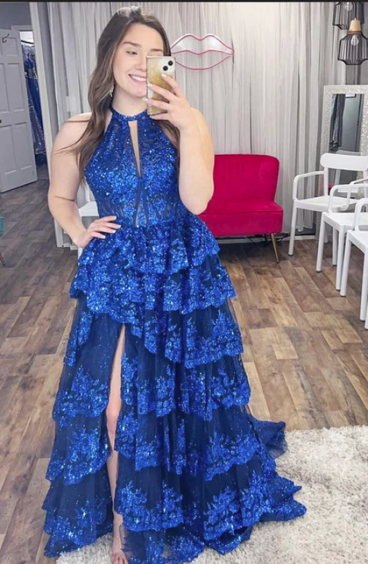 Robe de bal élégante en tulle à sequins et col licou avec fente éblouissante sur le devant